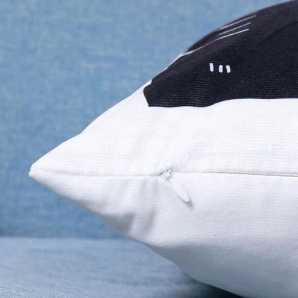 Black Kitty Cartoon Cat Design Pattern Zippered Accent Pillowcase - Picture 3 of 5